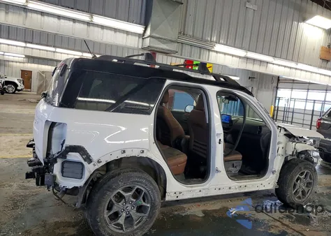 2023 Ford Bronco Sport Badlands z USA, uszkodzony, nr VIN 3FMCR9D9XPRD00117